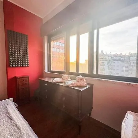 Big Private Luminous 4 Bedroom House
